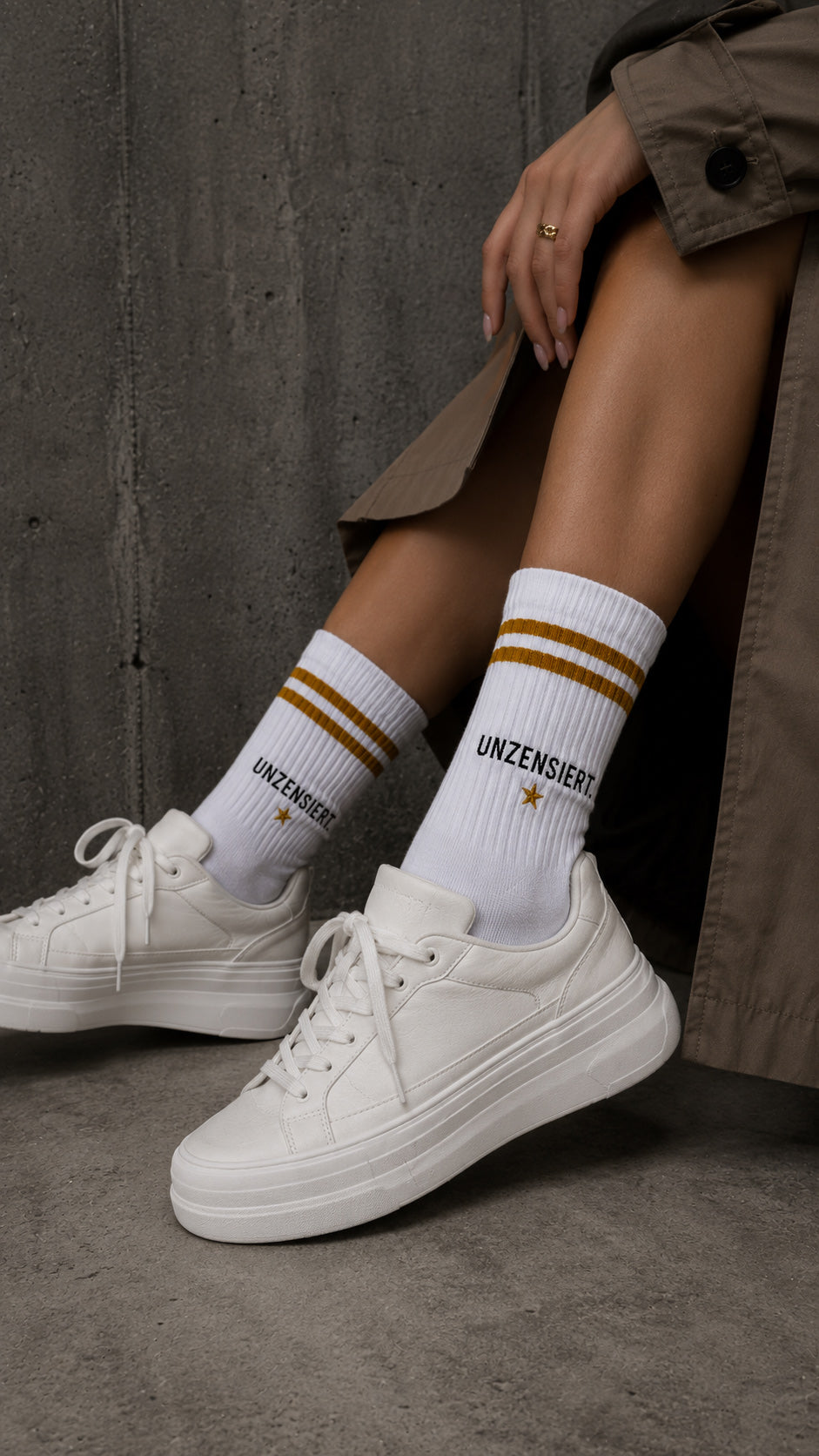 ★ UNZENSIERT. – Statement Socken